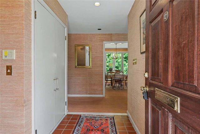 15 Cambria Court, Pawtucket, RI 02860