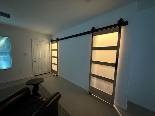 5227 Saint Charles Avenue, Dallas, TX 75223