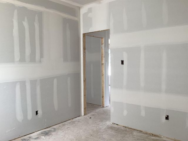 145 Clover BND, Liberty Hill, TX 78642