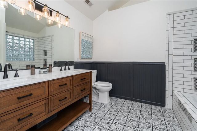 319 W 26th Street, Eudora, KS 66025