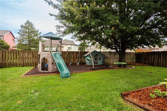 319 W 26th Street, Eudora, KS 66025