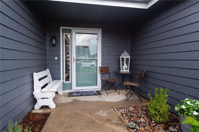 319 W 26th Street, Eudora, KS 66025