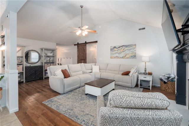319 W 26th Street, Eudora, KS 66025