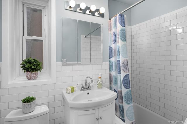 150 Draper Lane 2JN, Dobbs Ferry, NY 10522