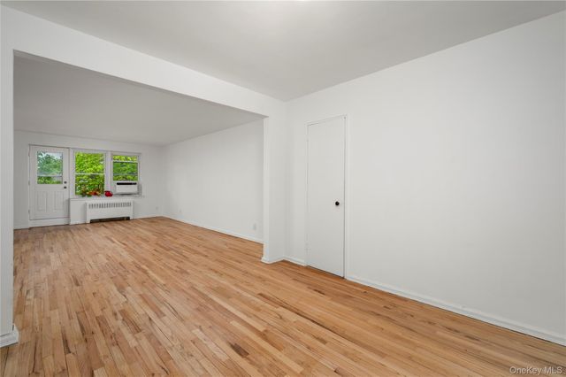 150 Draper Lane 2JN, Dobbs Ferry, NY 10522