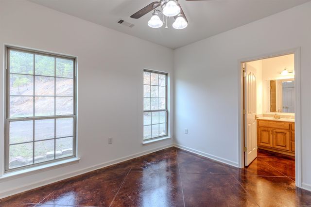 1303 Casa Aplin Road, Perryville, AR 72126