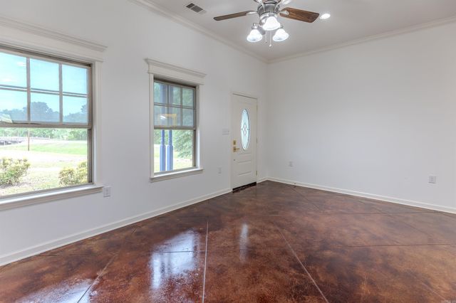 1303 Casa Aplin Road, Perryville, AR 72126
