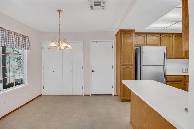 9478 Dunkerrin Way, Elk Grove, CA 95758