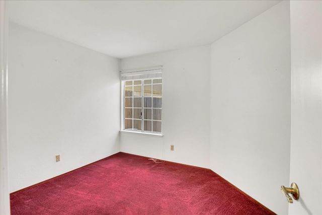 9478 Dunkerrin Way, Elk Grove, CA 95758