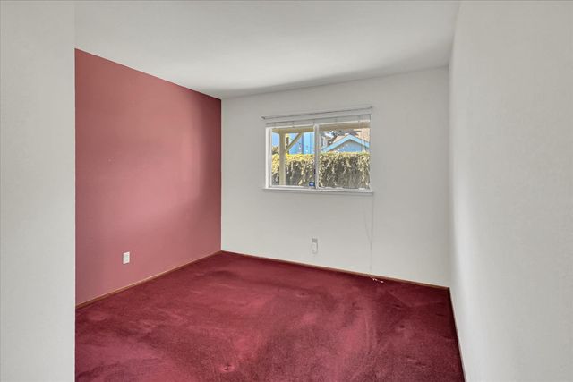 9478 Dunkerrin Way, Elk Grove, CA 95758