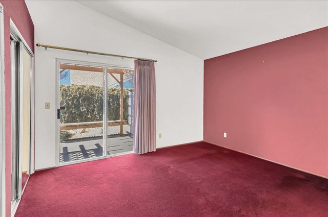 9478 Dunkerrin Way, Elk Grove, CA 95758