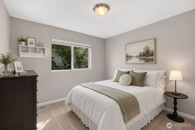 6522 W Crest View Loop SE, Snoqualmie, WA 98065