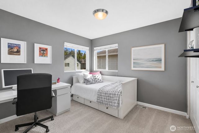 6522 W Crest View Loop SE, Snoqualmie, WA 98065