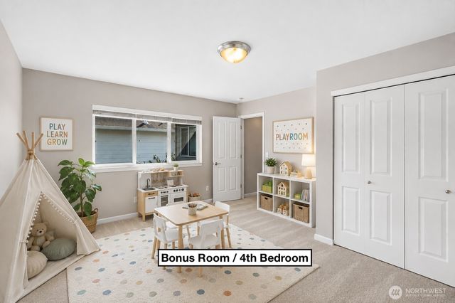6522 W Crest View Loop SE, Snoqualmie, WA 98065