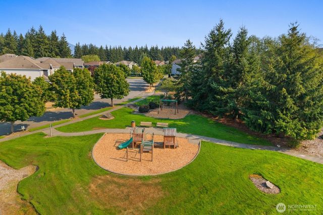 6522 W Crest View Loop SE, Snoqualmie, WA 98065