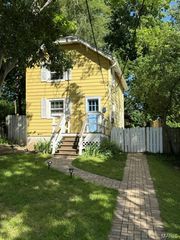 340 Page Avenue, Webster Groves, MO 63119