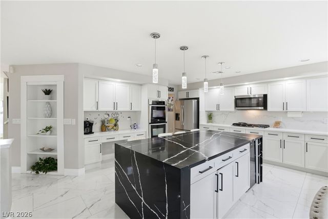 7012 Geese Gathering Street, North Las Vegas, NV 89084