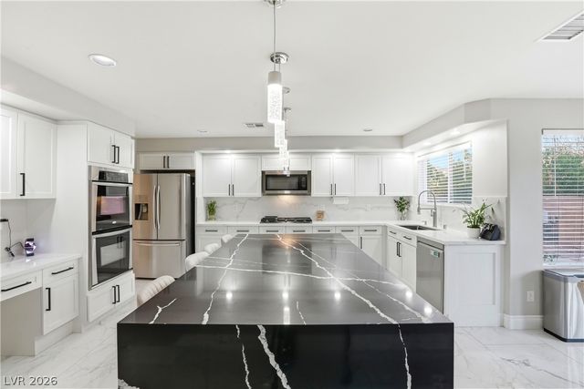 7012 Geese Gathering Street, North Las Vegas, NV 89084