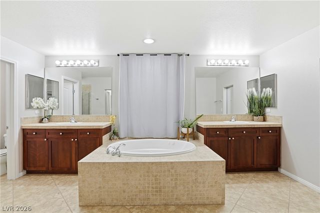 7012 Geese Gathering Street, North Las Vegas, NV 89084