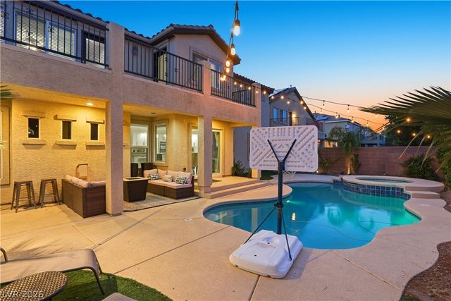 7012 Geese Gathering Street, North Las Vegas, NV 89084