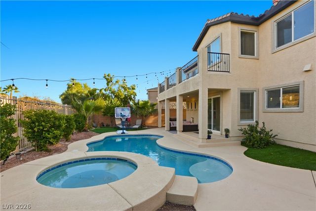 7012 Geese Gathering Street, North Las Vegas, NV 89084