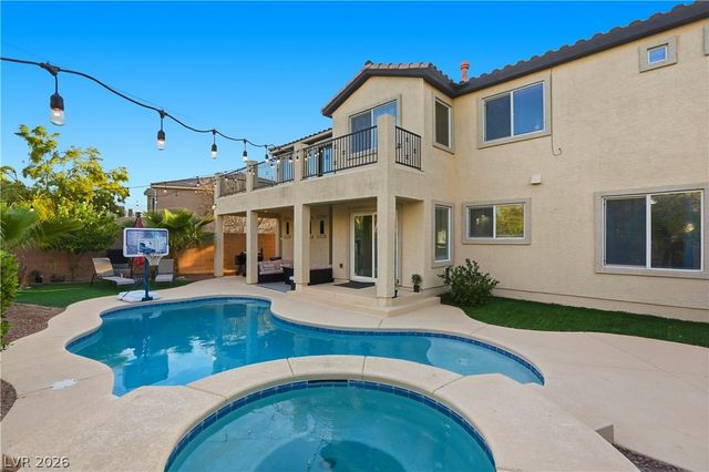 7012 Geese Gathering Street, North Las Vegas, NV 89084