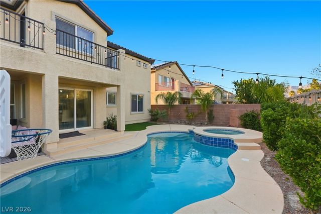 7012 Geese Gathering Street, North Las Vegas, NV 89084