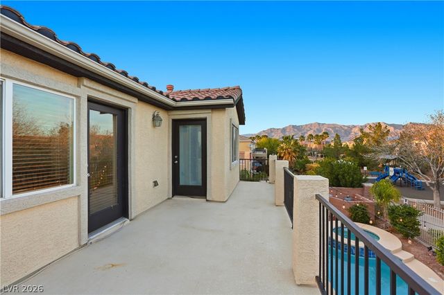 7012 Geese Gathering Street, North Las Vegas, NV 89084