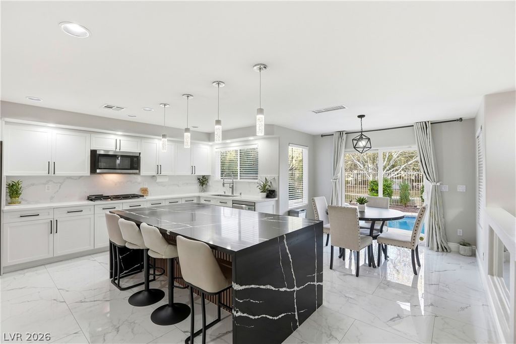 7012 Geese Gathering Street, North Las Vegas, NV 89084