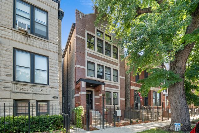 1113 N Mozart Street 1, Chicago, IL 60622