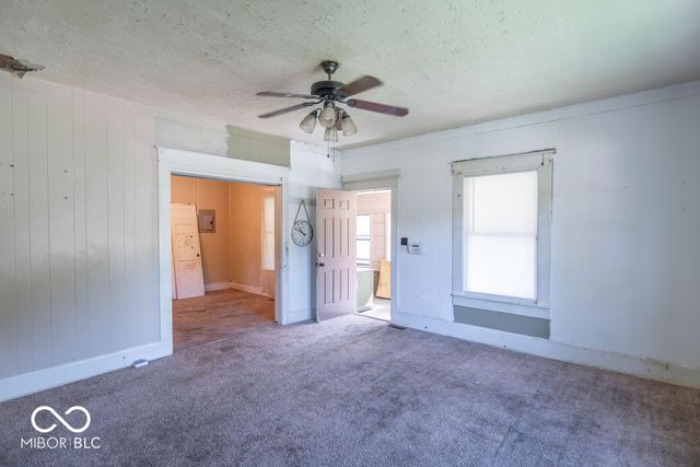 1230 N Blue Bluff Road, Martinsville, IN 46151