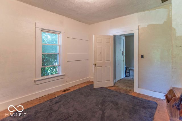 1230 N Blue Bluff Road, Martinsville, IN 46151