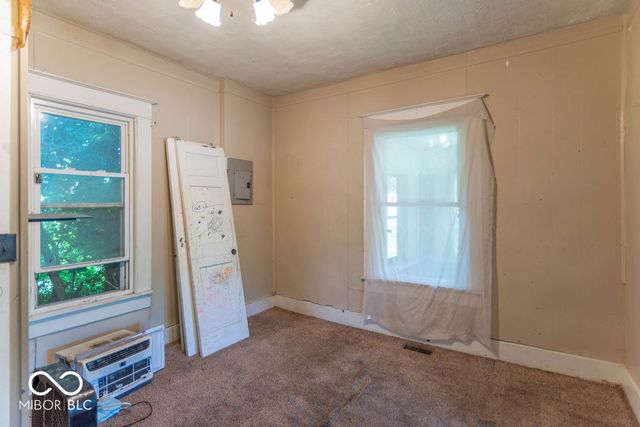 1230 N Blue Bluff Road, Martinsville, IN 46151