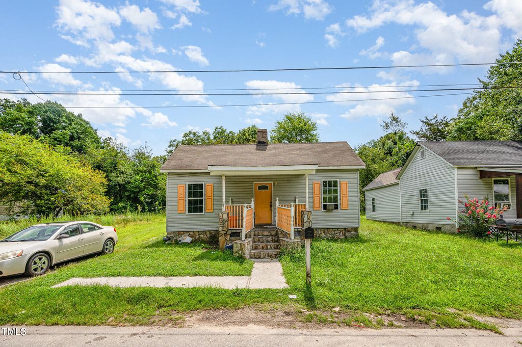 810 Vaughan Street, Henderson, NC 27536
