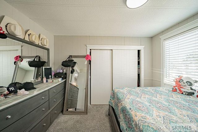 1915 Whispering Pines Drive, Idaho Falls, ID 83401