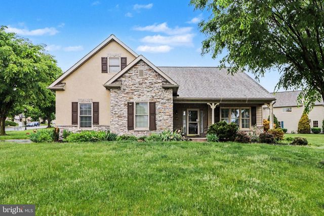 749 HEATHER RDG, Manheim, PA 17545