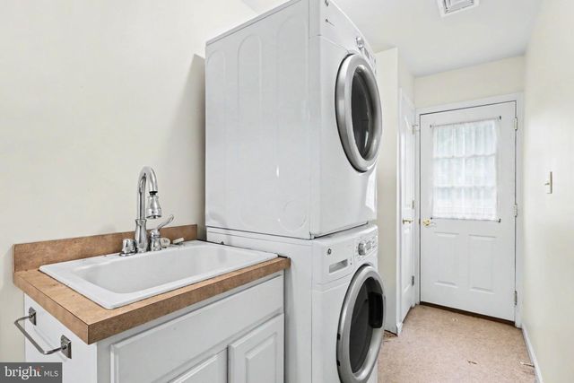 749 HEATHER RDG, Manheim, PA 17545