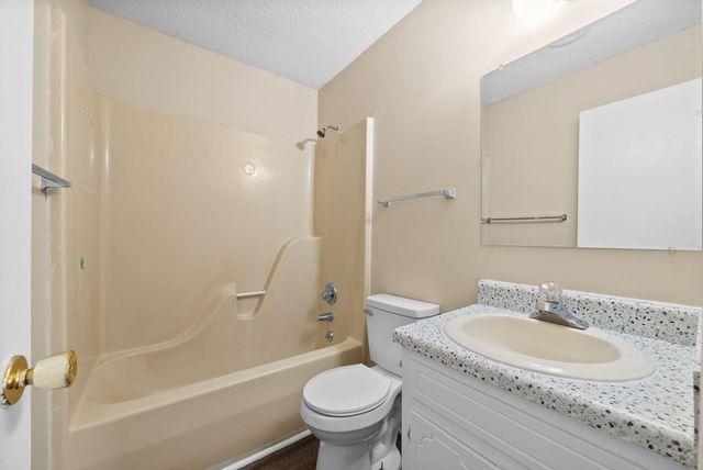 2041 Dotsonville RD, Clarksville, TN 37042