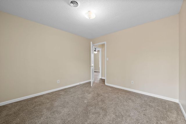 2041 Dotsonville RD, Clarksville, TN 37042