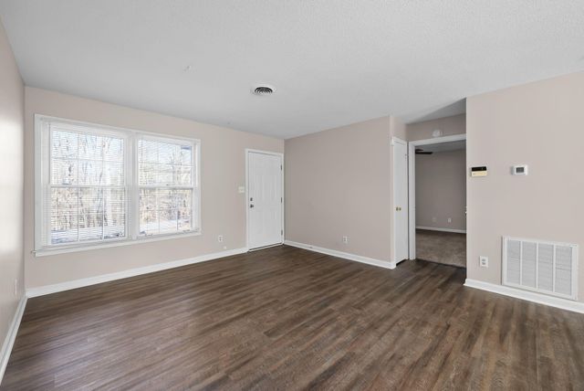 2041 Dotsonville RD, Clarksville, TN 37042