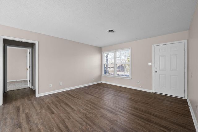 2041 Dotsonville RD, Clarksville, TN 37042
