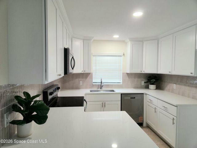1228 Croftwood Drive, Melbourne, FL 32935