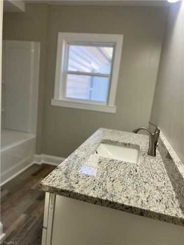 512 Dale Street, Archdale, NC 27263