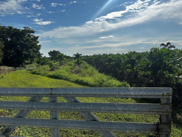 19051 SW 372 ST., Homestead, FL 33034