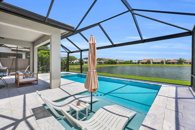 8294 CATRIA Lane, Lake Worth, FL 33467