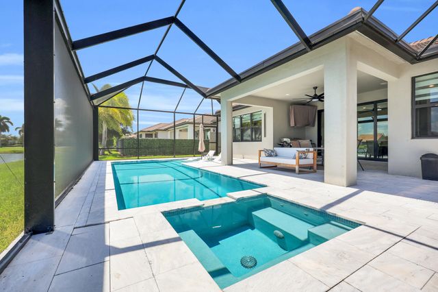 8294 CATRIA Lane, Lake Worth, FL 33467