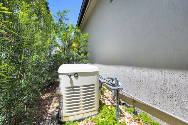 8294 CATRIA Lane, Lake Worth, FL 33467