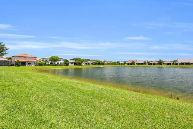 8294 CATRIA Lane, Lake Worth, FL 33467