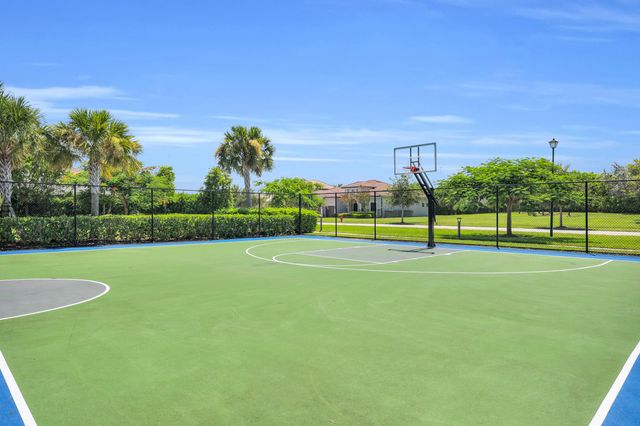 8294 CATRIA Lane, Lake Worth, FL 33467