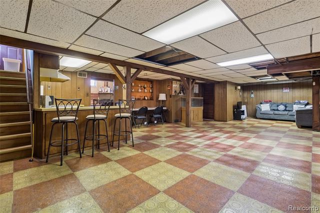 25907 Harmon Street, Saint Clair Shores, MI 48081